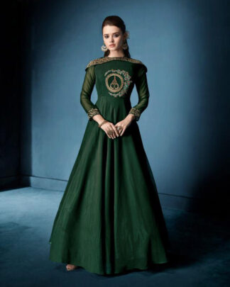Green Tapeta Silk Traditional Gown