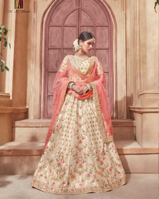 Banglori Silk Bridal Lehenga Choli In Green