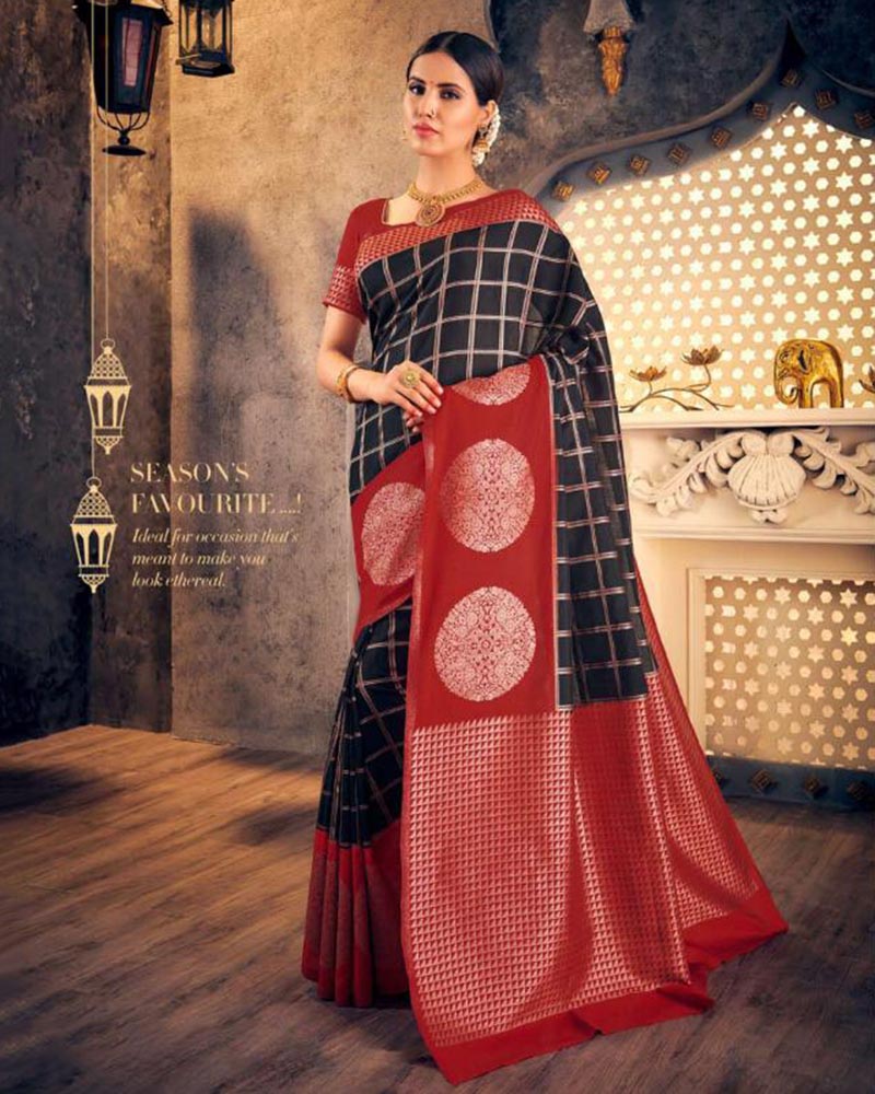 Aesthetic Green Silk Saree