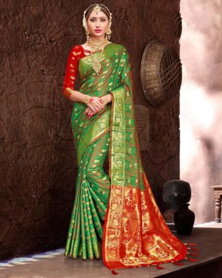 Fashionable Green Patola Silk Saree